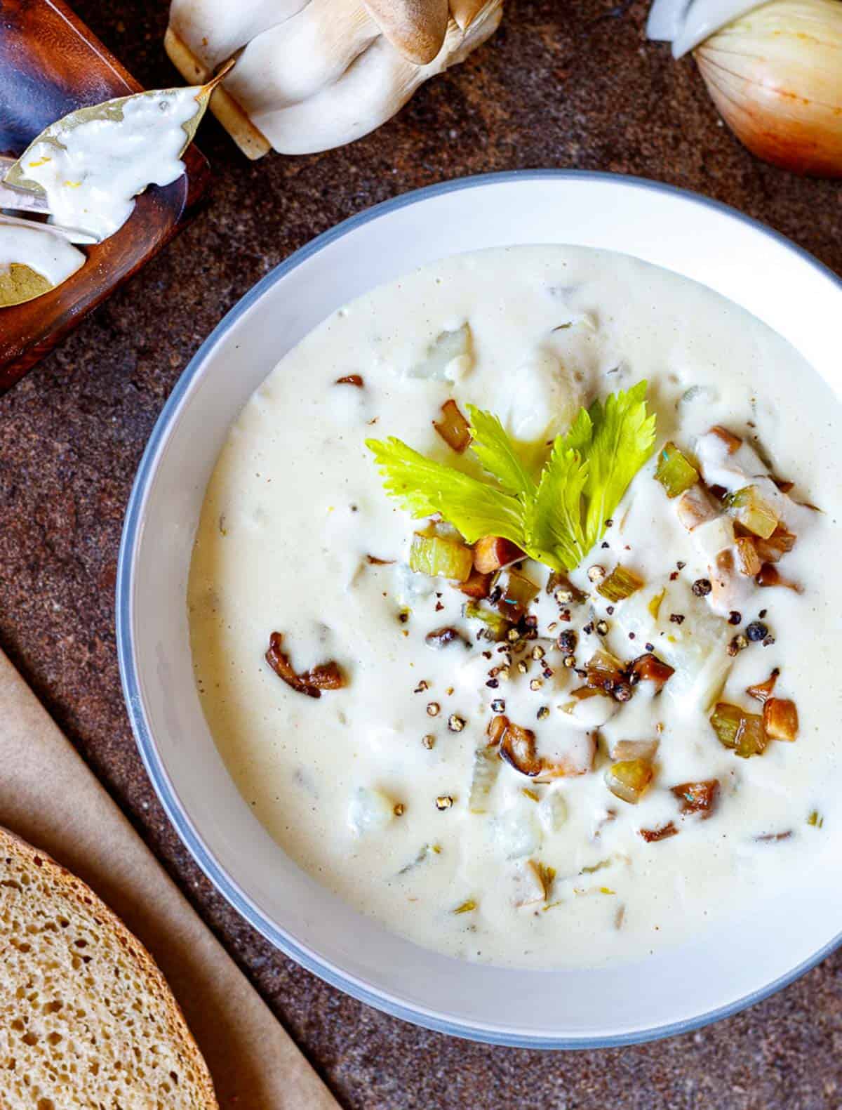 Creamy rich chowder made with mock clams.