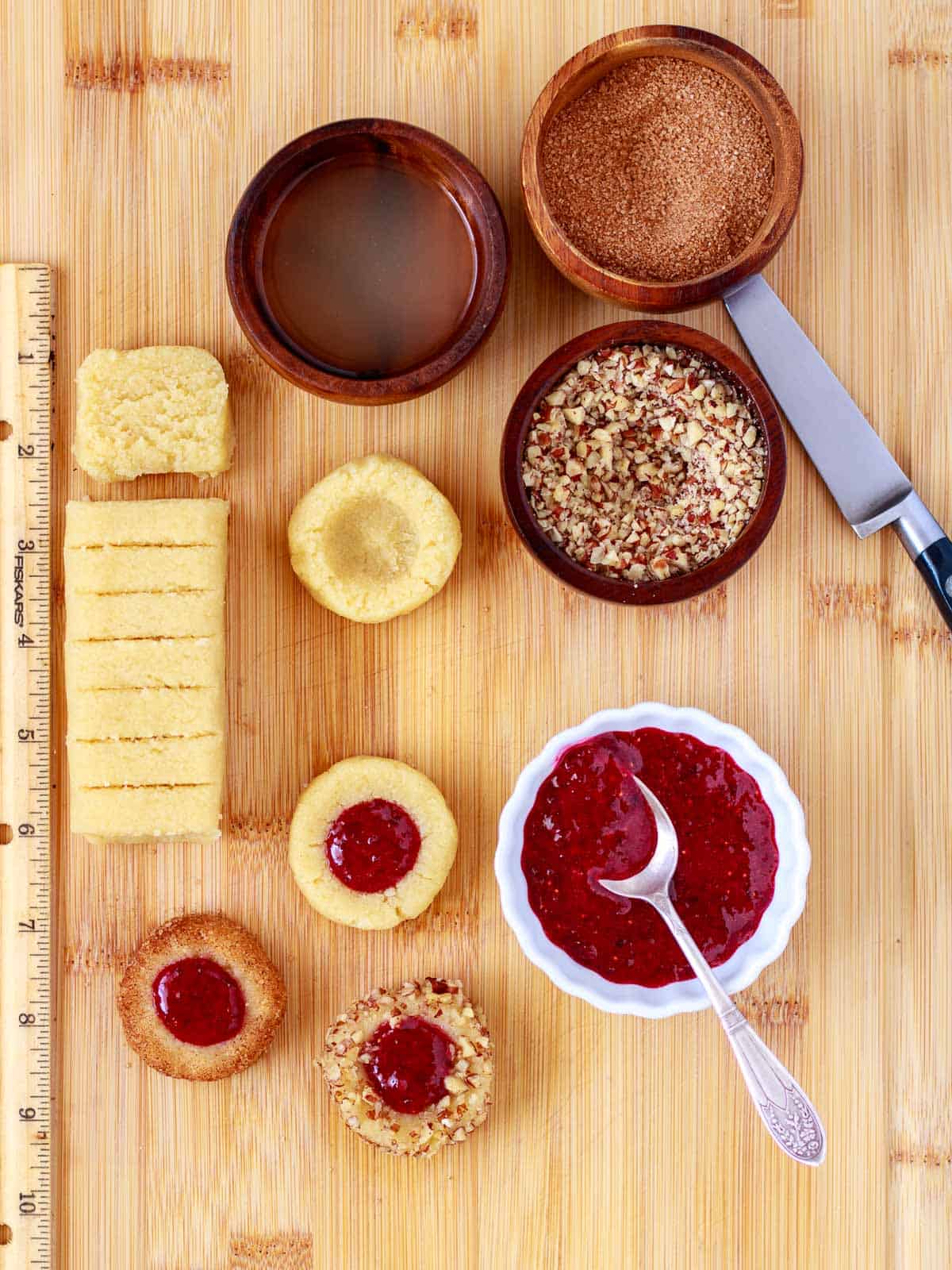 Shaping tips for three types of thumbprint cookies.
